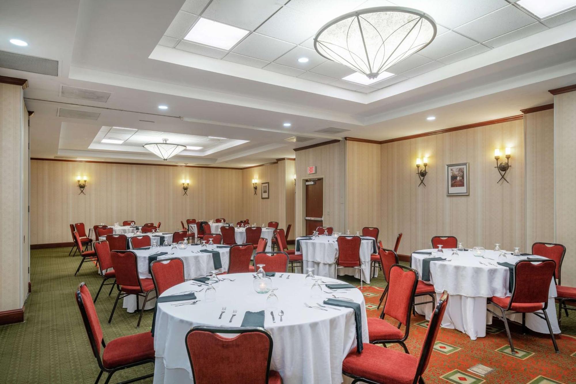 Hilton Garden Inn Morgantown Εξωτερικό φωτογραφία