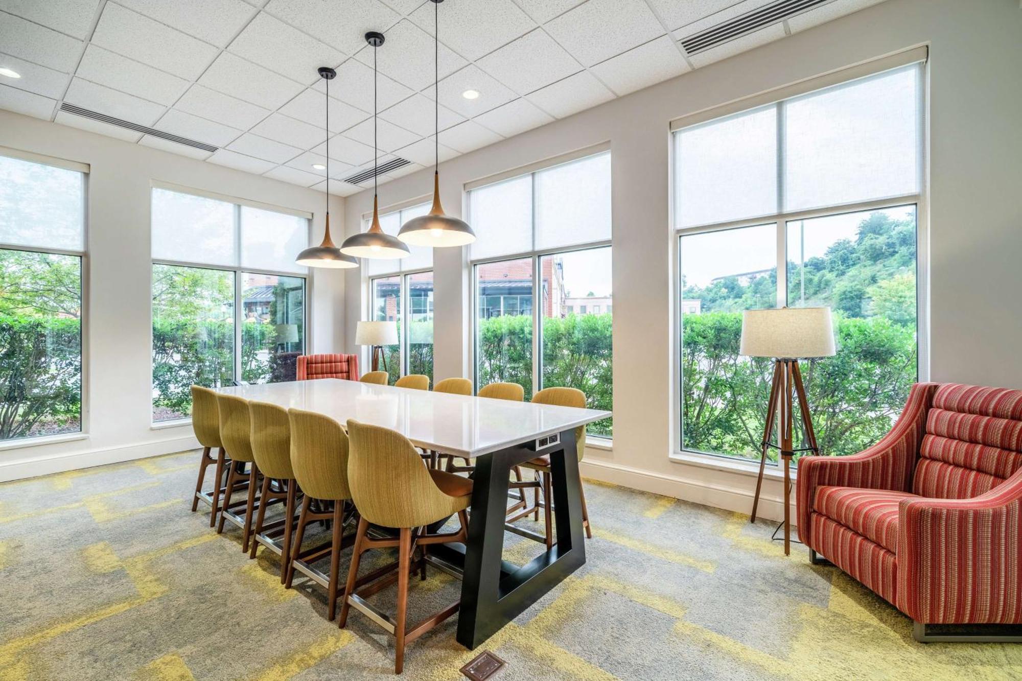 Hilton Garden Inn Morgantown Εξωτερικό φωτογραφία